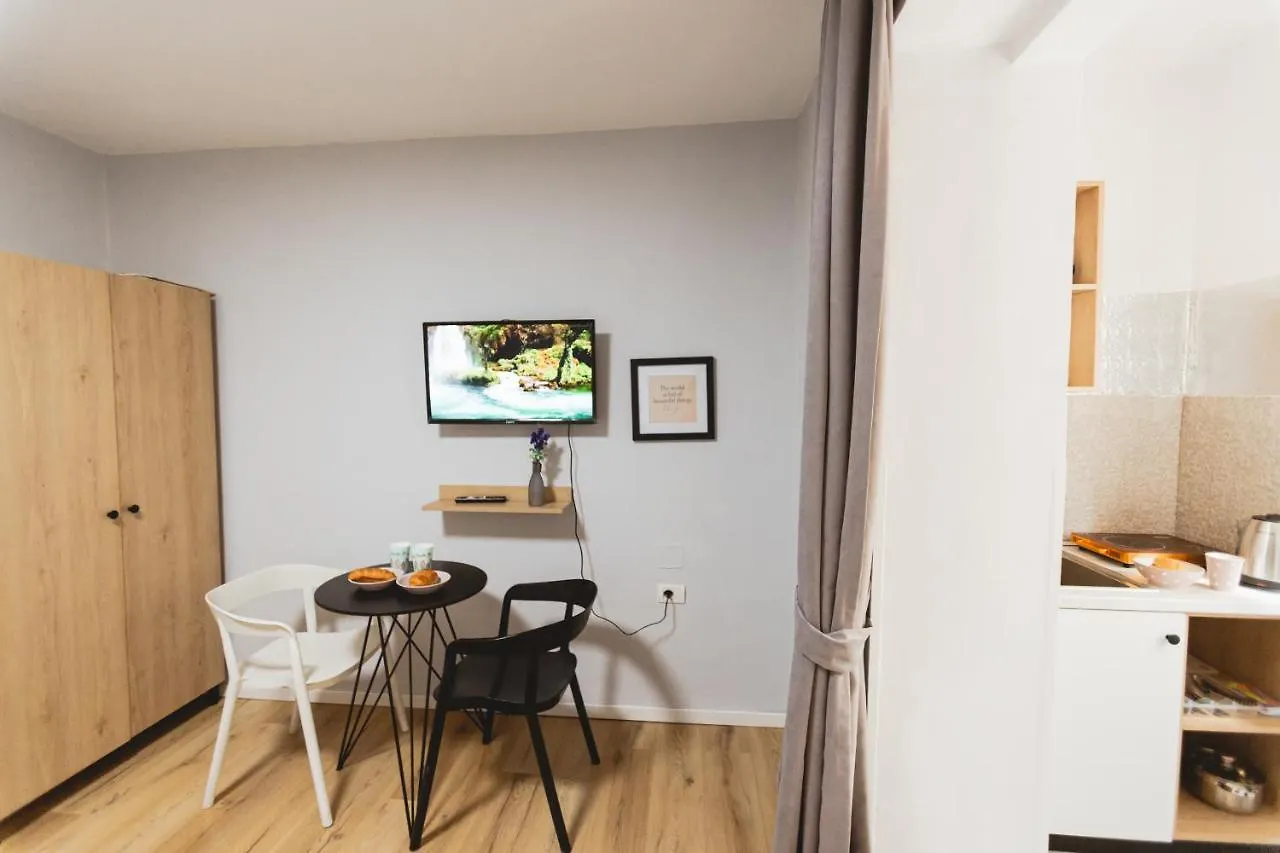 Apartament New Studio Near New Bazaar - Tirana City Center